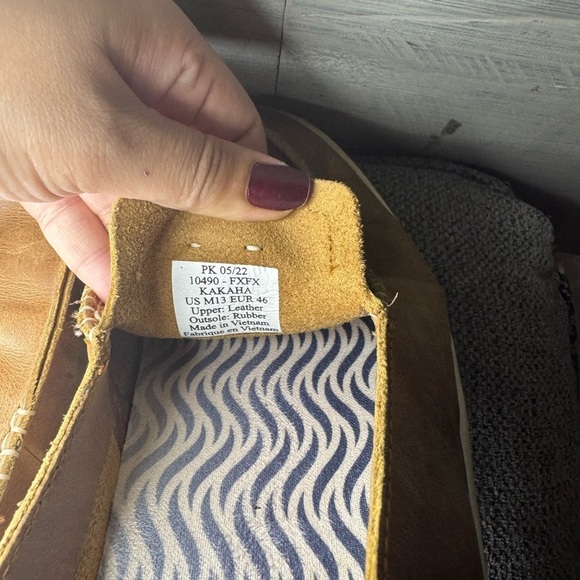 Olukai Men's Brown Leather Loafers - Picture 4 of 7